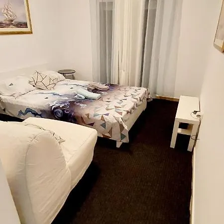 Rocy Apartament *